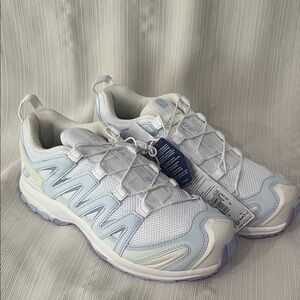 Salomon XA Pro 3D V9 trail running shoes